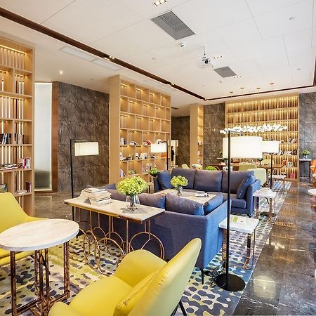 Shenzhen Bantian Huaweizhongcheng Atour Hotel Extérieur photo