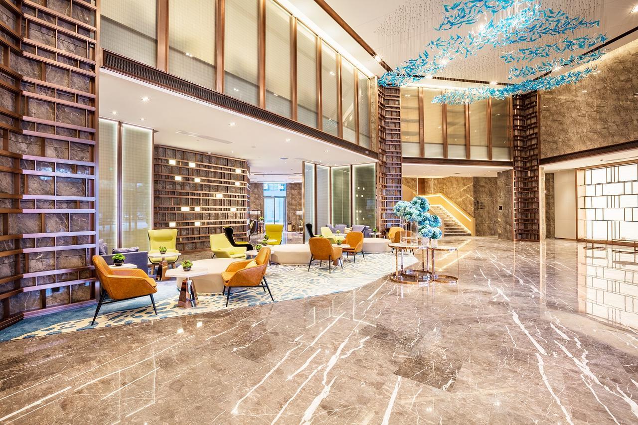 Shenzhen Bantian Huaweizhongcheng Atour Hotel Extérieur photo